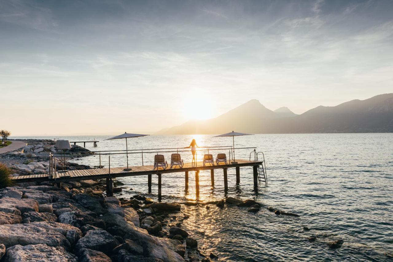 Hotel Orione - Lake Front Hotel Brenzone sul Garda Exterior foto