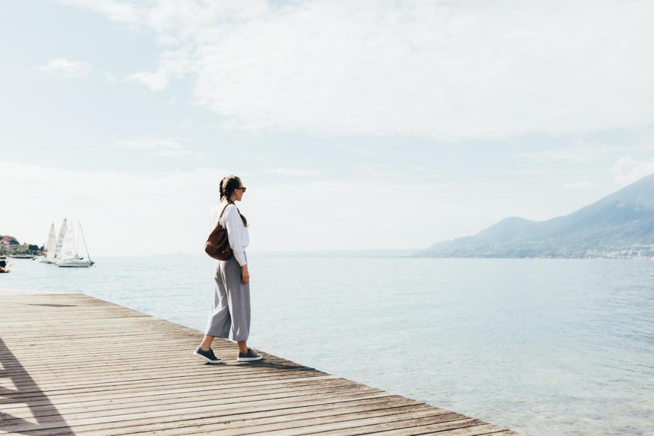 Hotel Orione - Lake Front Hotel Brenzone sul Garda Exterior foto
