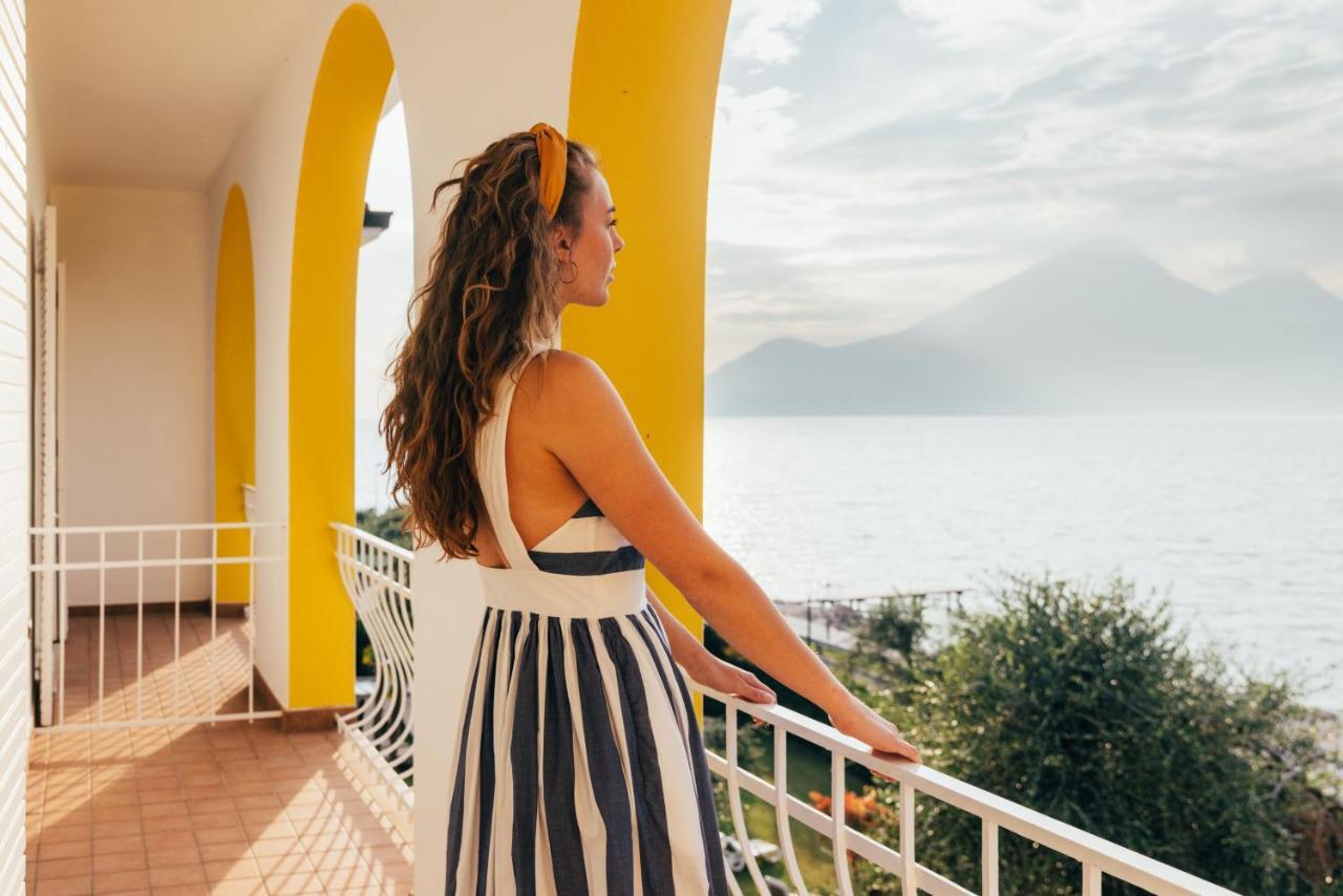 Hotel Orione - Lake Front Hotel Brenzone sul Garda Exterior foto