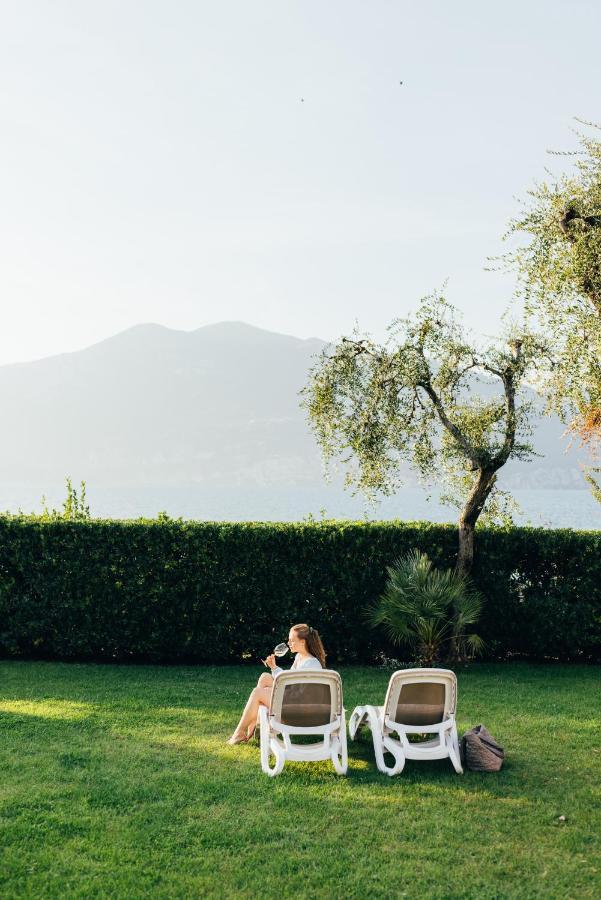 Hotel Orione - Lake Front Hotel Brenzone sul Garda Exterior foto