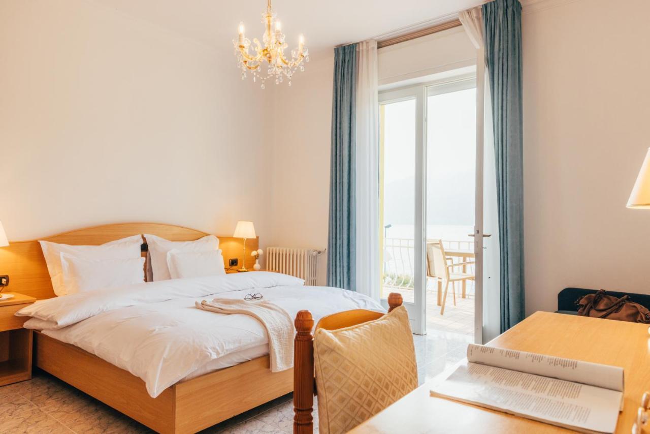 Hotel Orione - Lake Front Hotel Brenzone sul Garda Habitación foto